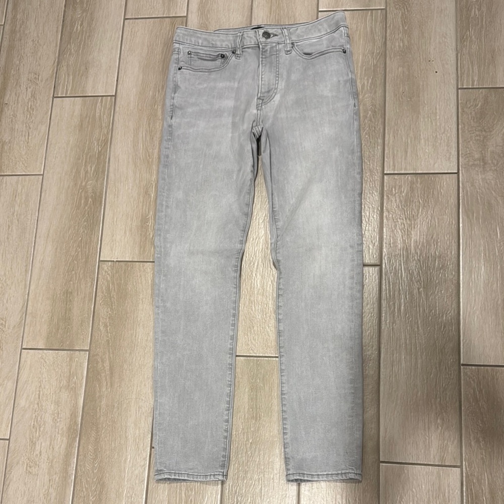 Men's Light Gray Jeans